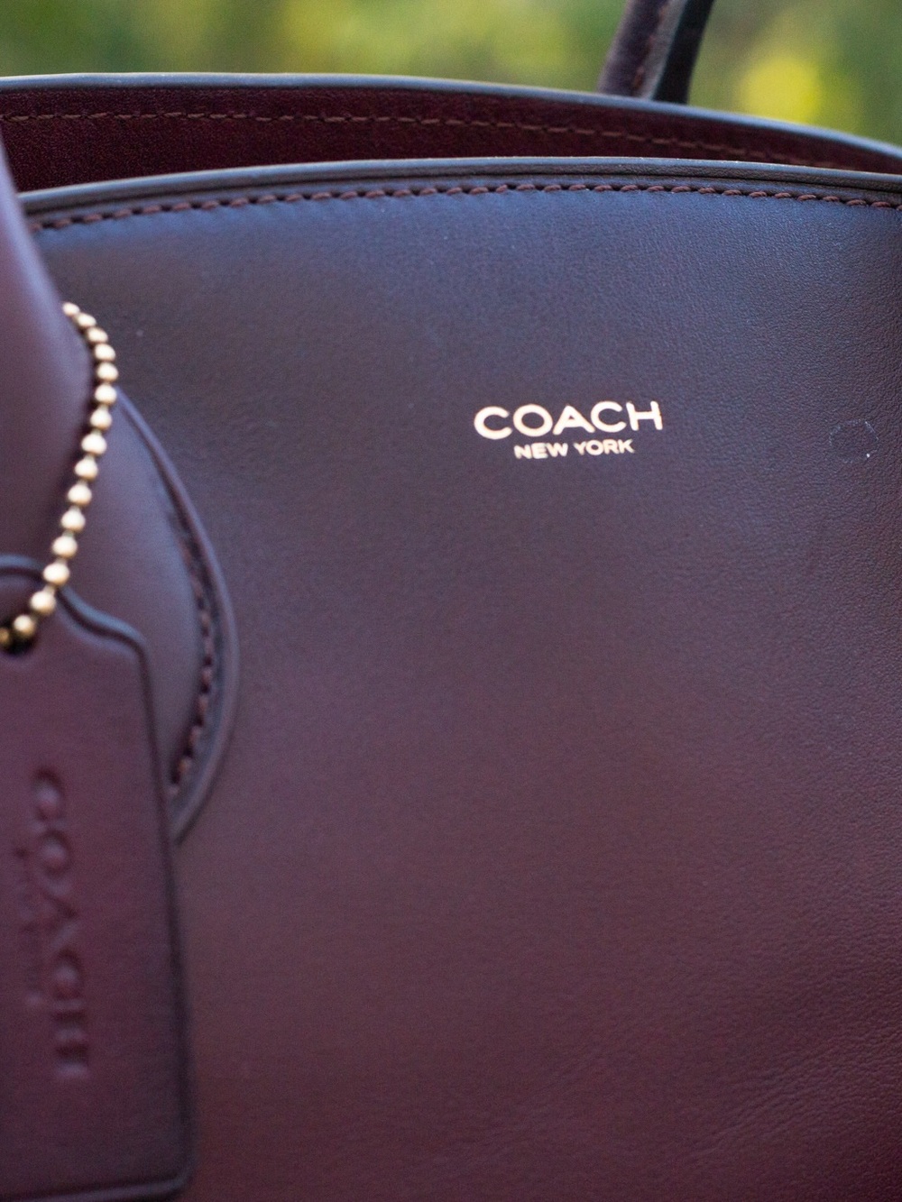 Coach Empire 40 in Merlot